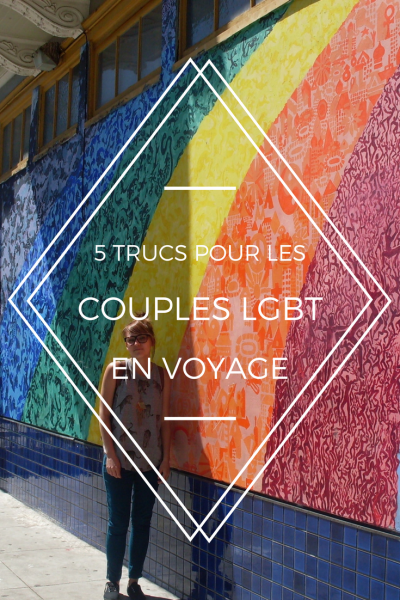 Couple LGBT en voyage