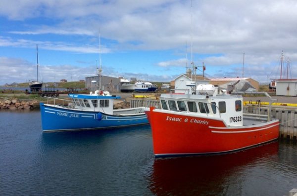 Bateaux de pêcheurs, Îles de la Madeleine, Québec. 