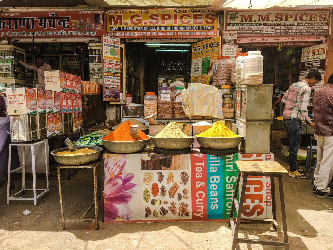 Épices indiennes au marché de Jodhpur