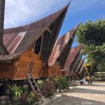 Visiter le lac Toba : Les maisons Batak