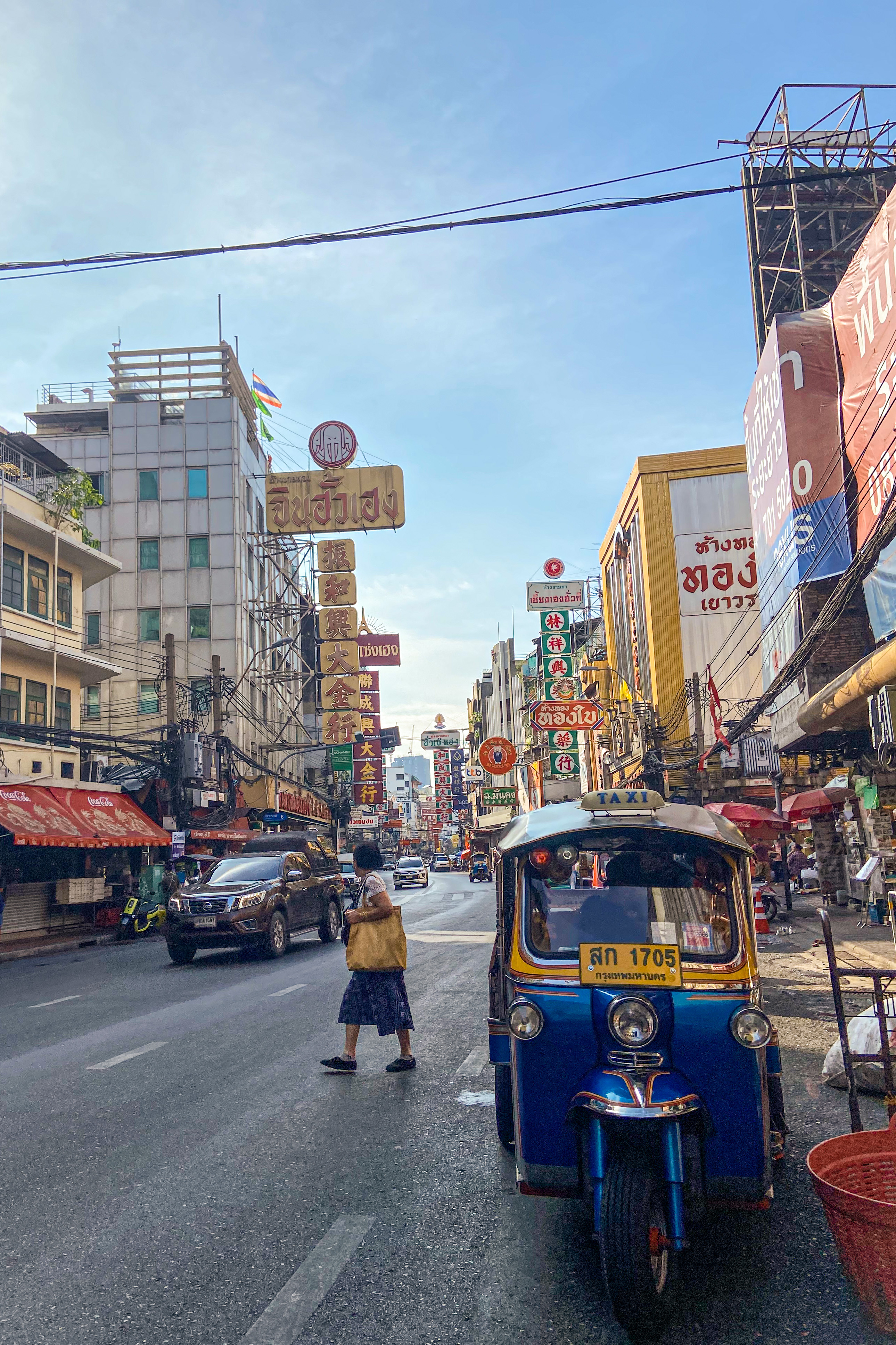 Tuk Tue dans le Chinatown de Bangkok en Thaïlande 